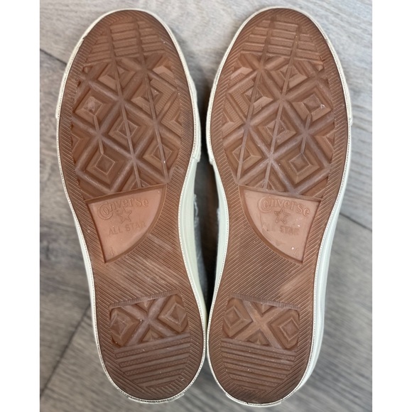 Converse One Star Leather Low-Top Sneakers - Picture 6 of 16